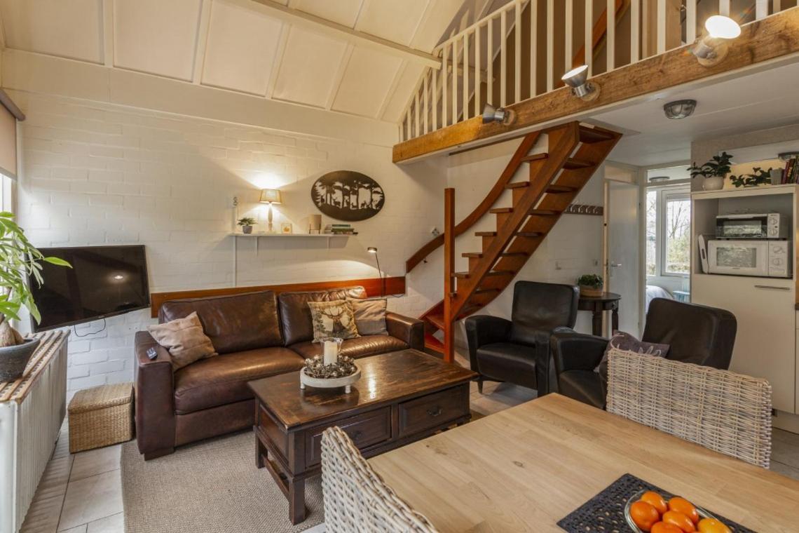 Rustig Gelegen Woning In Het Groen Nr 140 シンペルフェルト エクステリア 写真